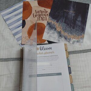 TEACHER UNDATED PLANNER